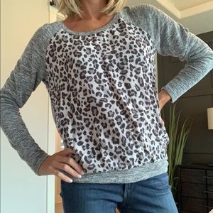 B/W Leopard Top